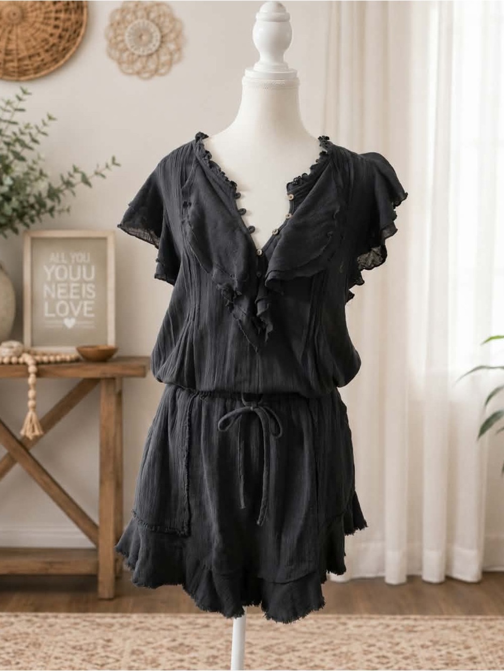 Women's Black Ruffle Short Pajama Set - Elegant Lounge Two-Piece